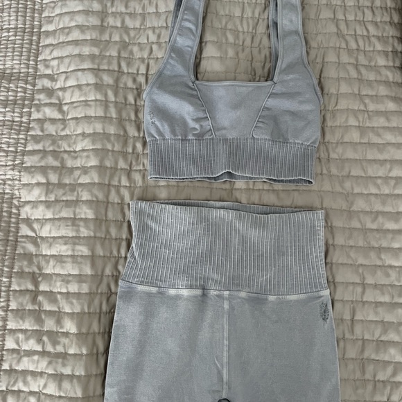 Free People Movement Grey High Waisted Leggings and Movement Bra SET XS/S - Picture 2 of 15